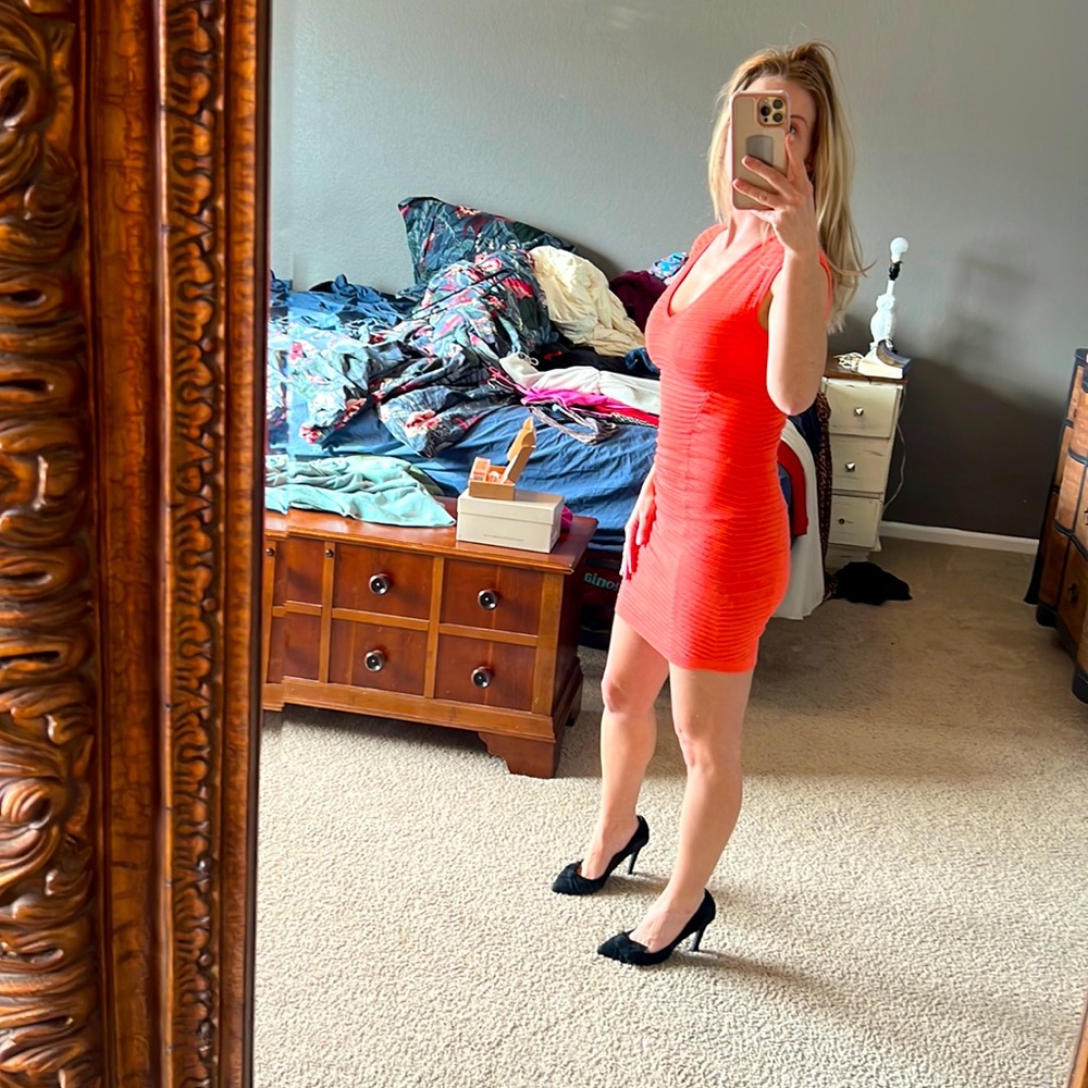 Peach pink body on Guess dress